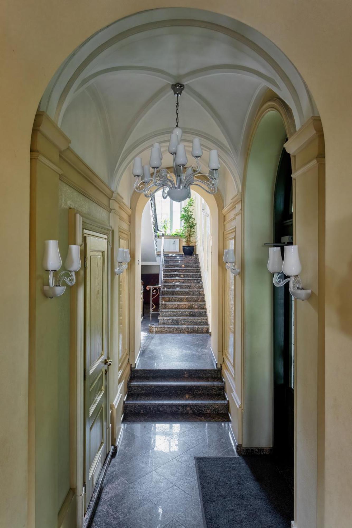 אודסה Vintage Art Hotel מראה חיצוני תמונה